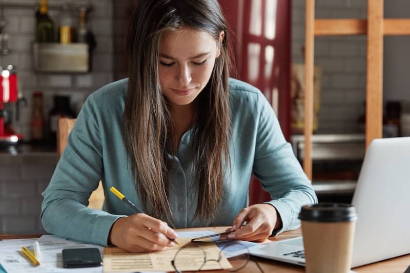 How to Stand Out and Land an Accounting Internship